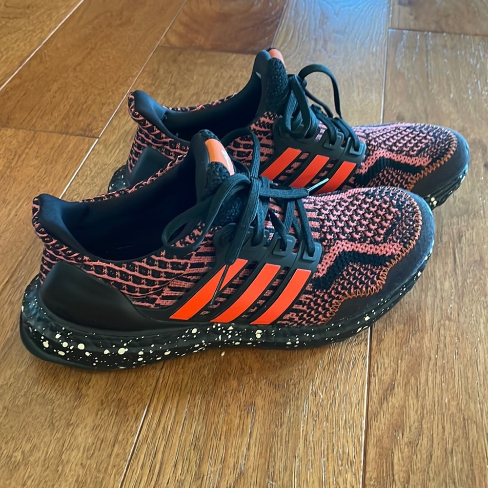 Women’s adidas ultraboost dna